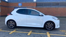 Toyota Yaris 1.5 Hybrid Design 5dr CVT Hybrid Hatchback